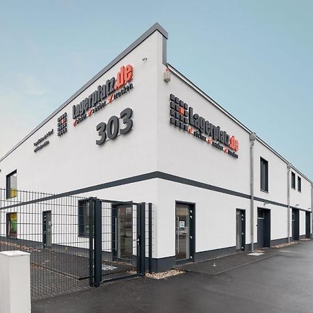 Monteurzimmer Berlin Pankow Mit Dachterrasse - Nur 10 Min. Von Der A10 - 3 Zimmer/ 7 Betten Ngoại thất bức ảnh