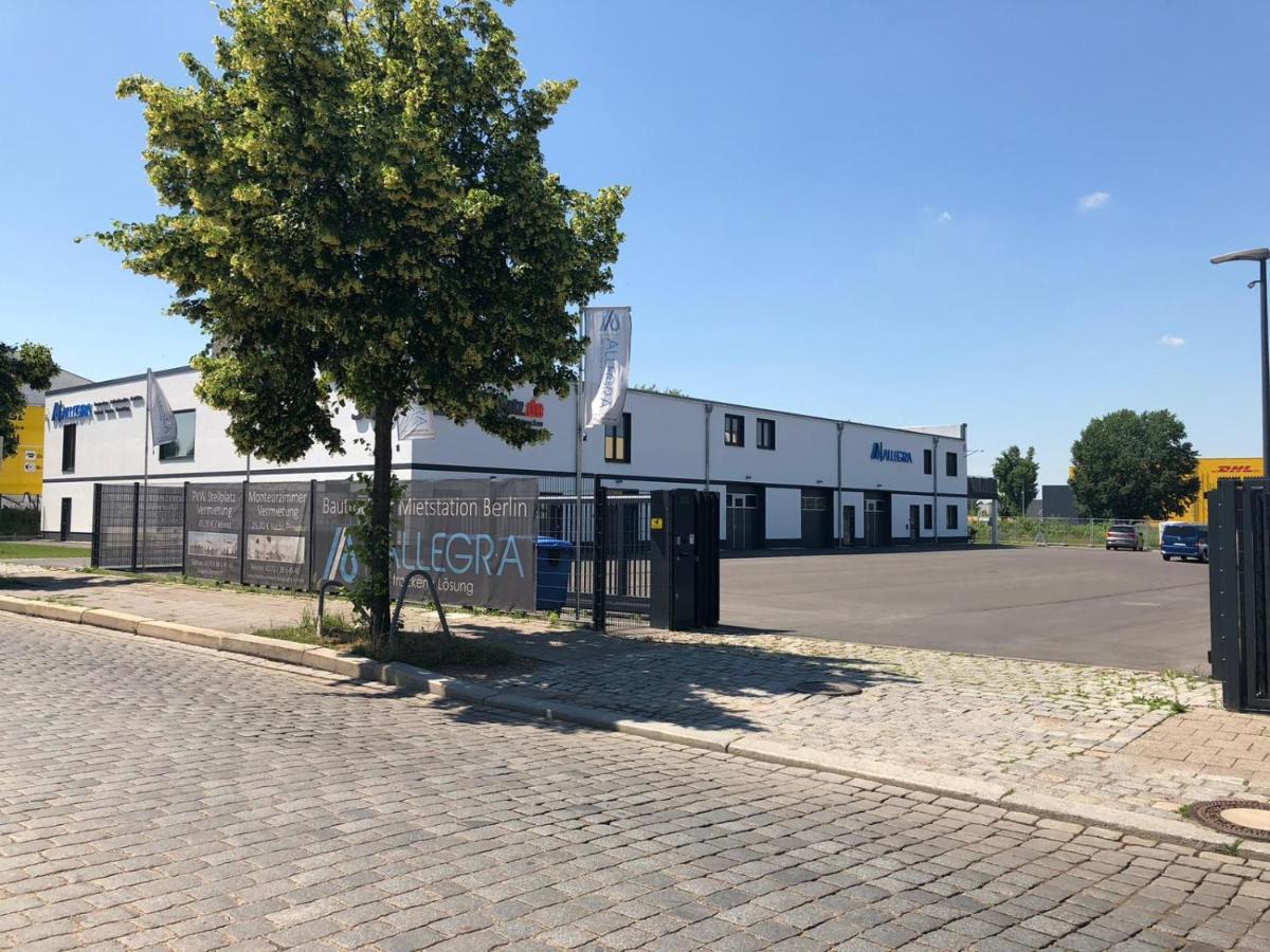Monteurzimmer Berlin Pankow Mit Dachterrasse - Nur 10 Min. Von Der A10 - 3 Zimmer/ 7 Betten Ngoại thất bức ảnh